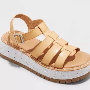 Women's Justine Platform Sandals - Universal Thread™